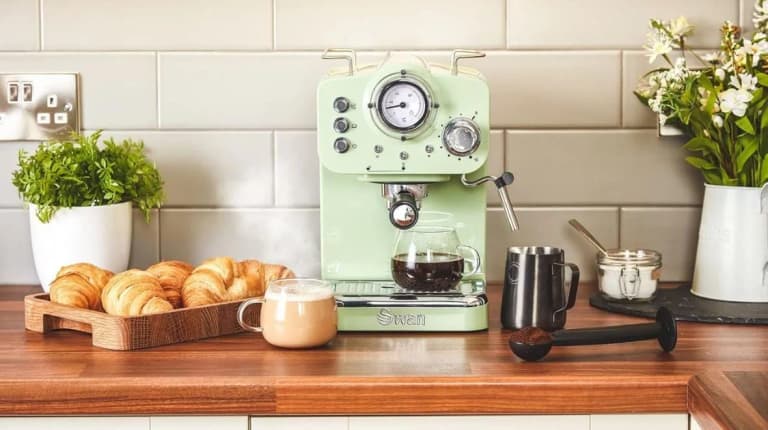 Shoppers who missed out on Aldi espresso machine find perfect alternative Shoppers who missed out on Aldi espresso machine find perfect alternative