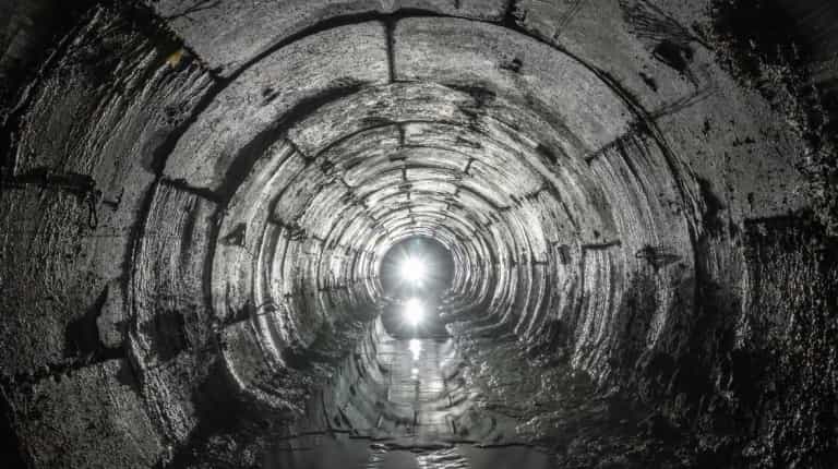 Incredible €250bn tunnel would be 54 miles long and link Britain and Ireland Incredible €250bn tunnel would be 54 miles long and link Britain and Ireland