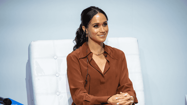 Meghan Markle defends decision to continue using royal name Meghan Markle defends decision to continue using royal name
