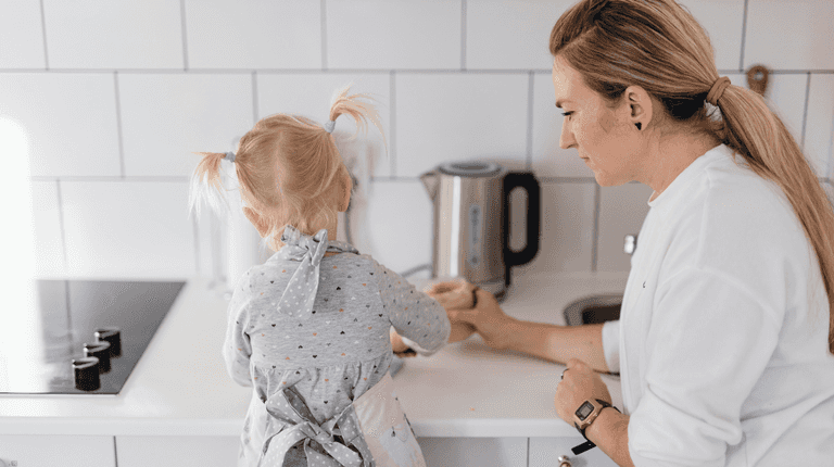 ‘Stay-at-home parents should be earning €60,000 for day-to-day jobs’ ‘Stay-at-home parents should be earning €60,000 for day-to-day jobs’