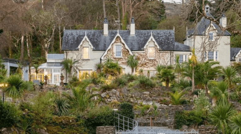 Unwind at this charming 4* retreat with this incredible Wowcher offer Unwind at this charming 4* retreat with this incredible Wowcher offer