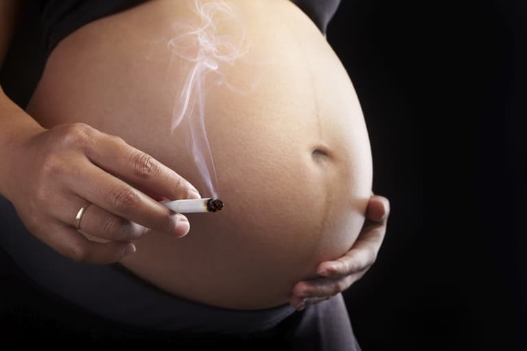 Should pregnant women be paid to quit smoking? Should pregnant women be paid to quit smoking?