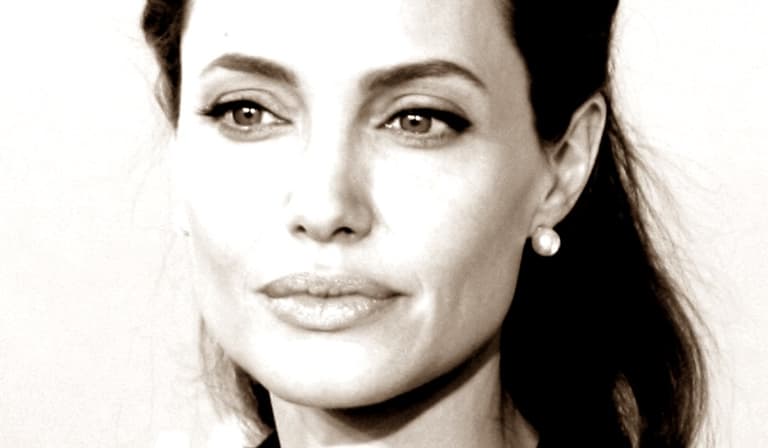 ‘This is a part of life. It is nothing to be feared’ Angelina Jolie has ovaries removed after cancer scare ‘This is a part of life. It is nothing to be feared’ Angelina Jolie has ovaries removed after cancer scare