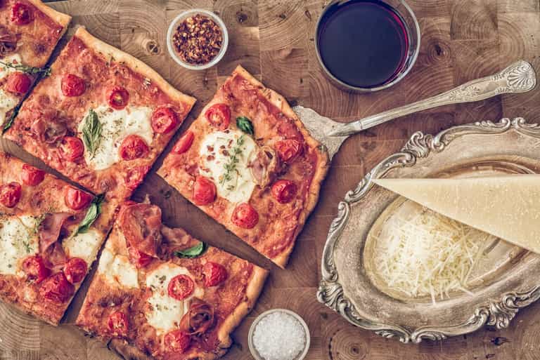 The best homemade pizza recipe anyone can master The best homemade pizza recipe anyone can master