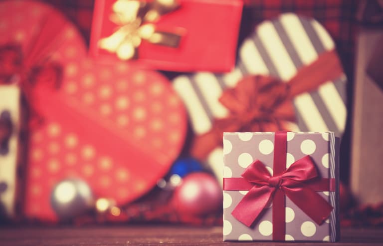 Elderly neighbour buys little girl 13 years worth of presents before passing away Elderly neighbour buys little girl 13 years worth of presents before passing away