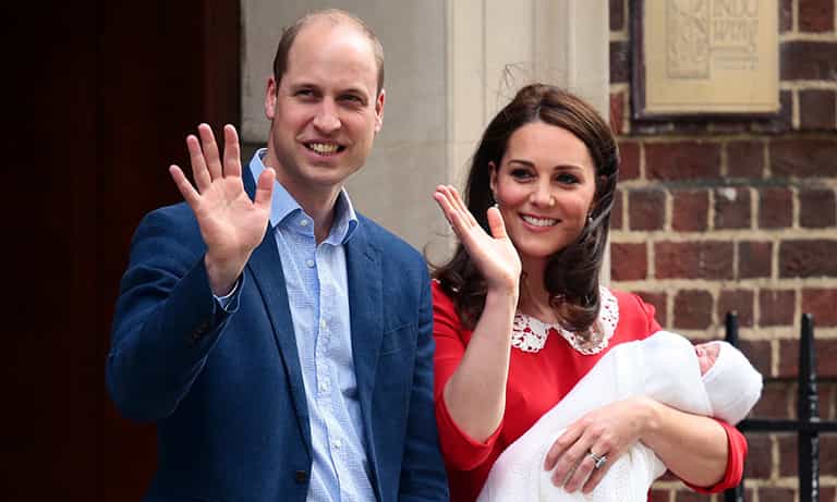 ALL of the cuteness: the first pictures of Prince Louis have been released ALL of the cuteness: the first pictures of Prince Louis have been released