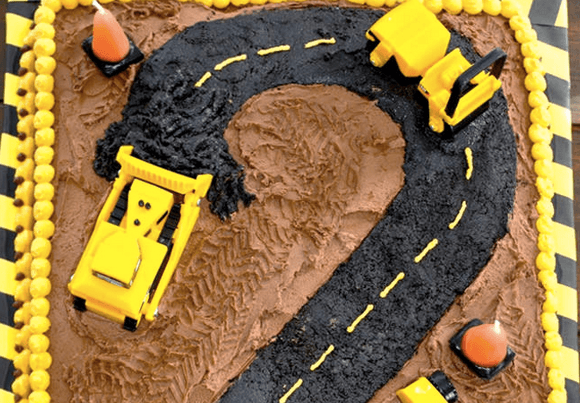 10 construction-themed birthday cakes your kids will DIG 10 construction-themed birthday cakes your kids will DIG
