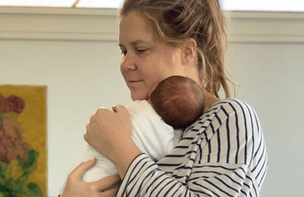 “Women are warriors” – Amy Schumer sums up her pregnancy and birth in an epic way “Women are warriors” – Amy Schumer sums up her pregnancy and birth in an epic way