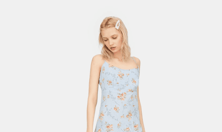 Special occasion coming up? Stradivarius’ €30 pastel dress will see you through any occasion Special occasion coming up? Stradivarius’ €30 pastel dress will see you through any occasion