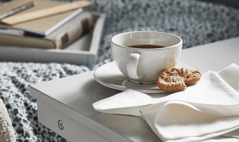 Ahhh… So this is why your IKEA mug has a tiny chip in its base Ahhh… So this is why your IKEA mug has a tiny chip in its base