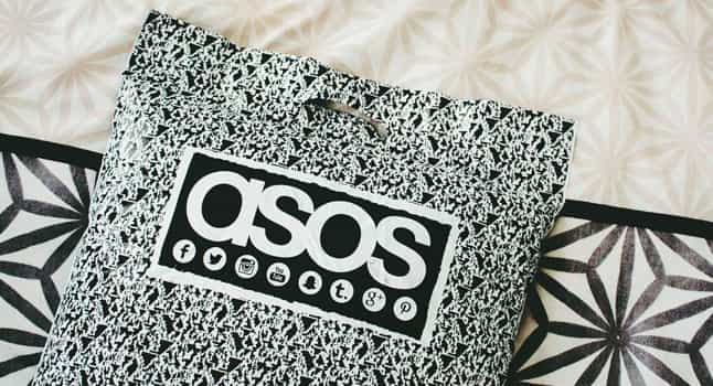 This €55 ASOS jacket is the first thing you should buy for your autumn wardrobe This €55 ASOS jacket is the first thing you should buy for your autumn wardrobe