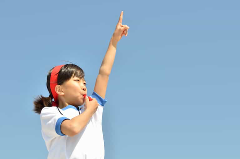 Ten-year-old girl uses a whistle to defend herself from school bullies Ten-year-old girl uses a whistle to defend herself from school bullies