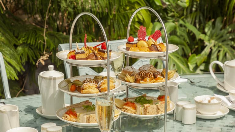 Castle Leslie is doing takeaway afternoon tea and we’re jealous of anyone who lives near enough to get one Castle Leslie is doing takeaway afternoon tea and we’re jealous of anyone who lives near enough to get one