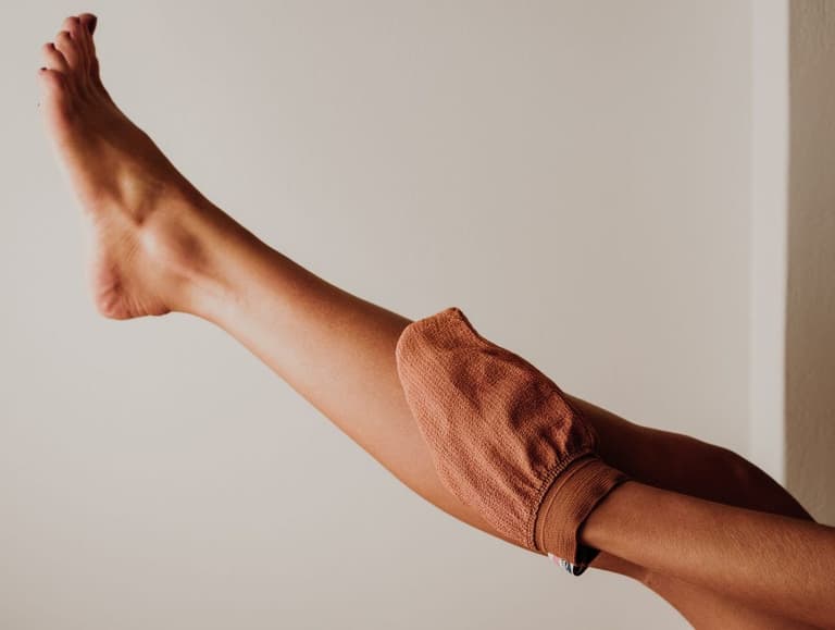 Do these 8 things to make your fake tan last much, much longer Do these 8 things to make your fake tan last much, much longer