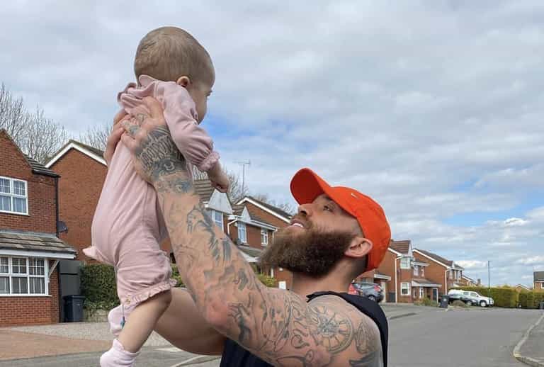“There’s a lot you wouldn’t want to see” Ashley Cain admits he’s struggling amid daughter’s cancer battle “There’s a lot you wouldn’t want to see” Ashley Cain admits he’s struggling amid daughter’s cancer battle