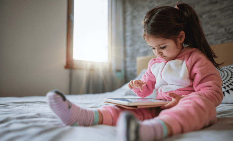 MRI scans prove screen time for young children is linked to poorer brain development MRI scans prove screen time for young children is linked to poorer brain development