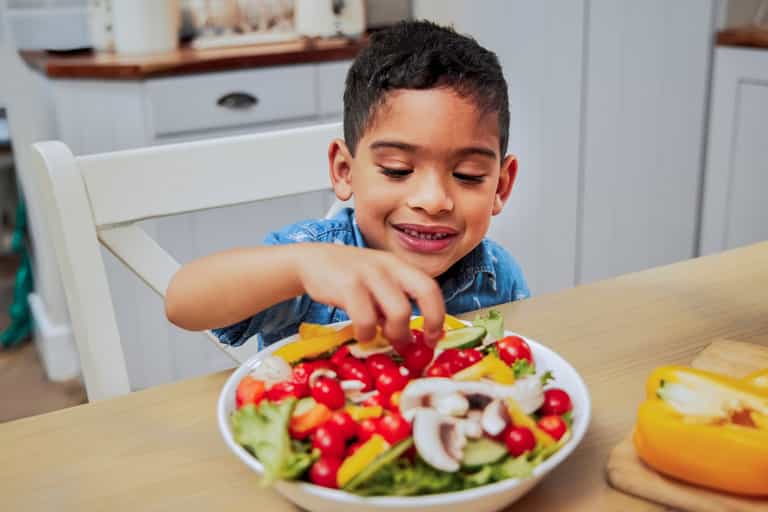 Mum admits she secretly feeds her child’s vegan friend meat Mum admits she secretly feeds her child’s vegan friend meat