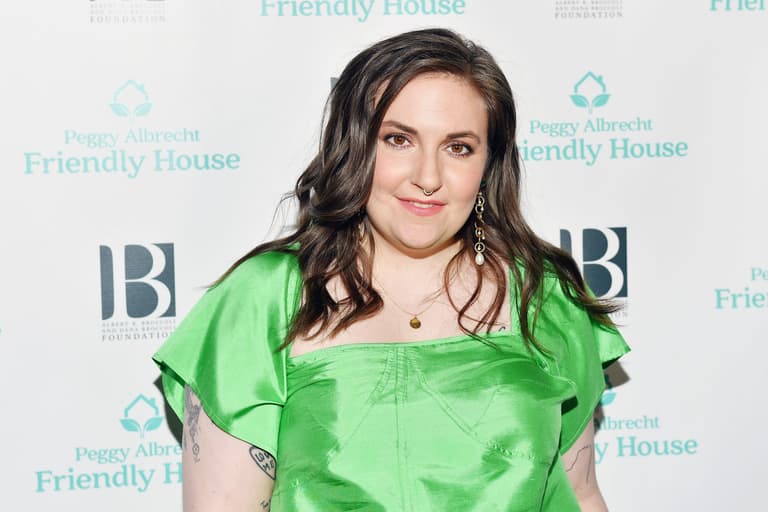 ‘Girls’ star Lena Dunham shares plans to adopt a child ‘Girls’ star Lena Dunham shares plans to adopt a child