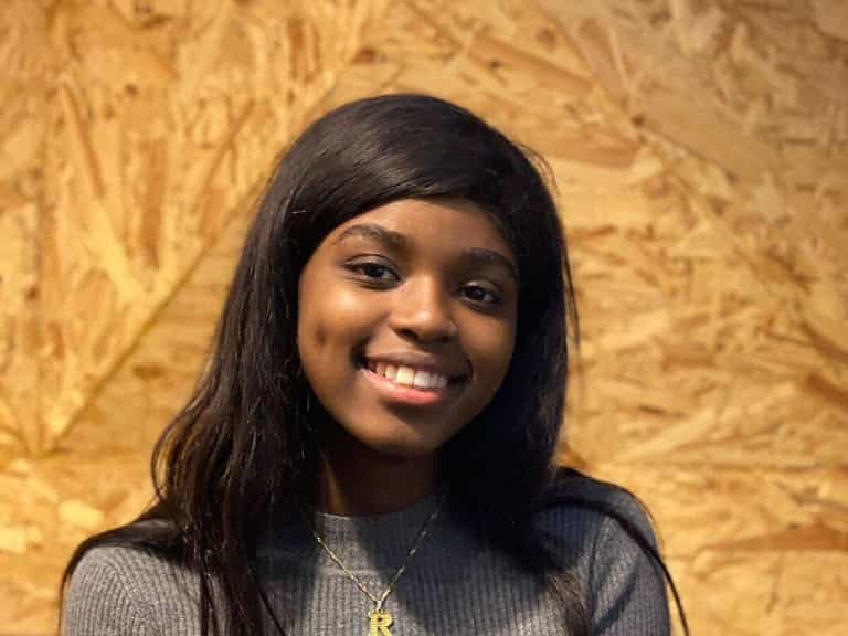 Carlow student Racheal Diyaolu safely crosses Ukraine boarder Carlow student Racheal Diyaolu safely crosses Ukraine boarder