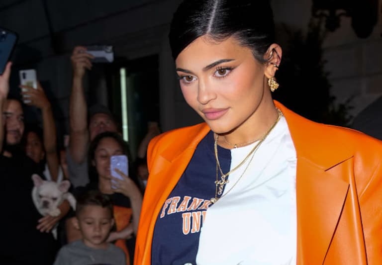 Kylie Jenner gives first glimpse of her adorable baby boy Kylie Jenner gives first glimpse of her adorable baby boy