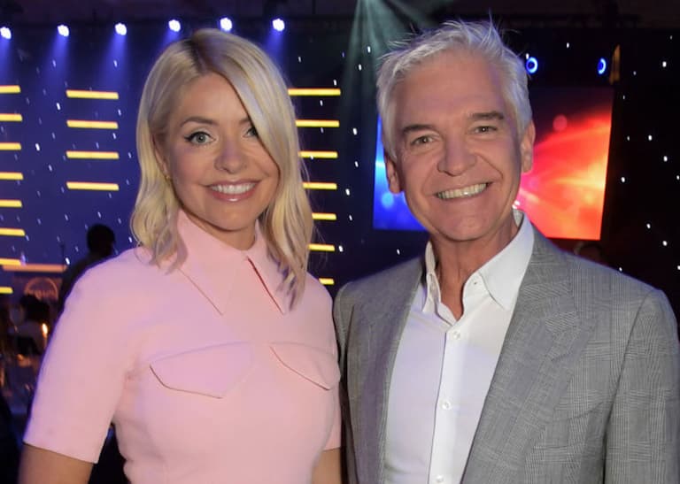 This Morning issues statement after Holly and Phil ‘skip’ lying in state queue This Morning issues statement after Holly and Phil ‘skip’ lying in state queue