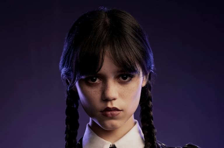 She’s back! Wednesday is set to return for a second season She’s back! Wednesday is set to return for a second season