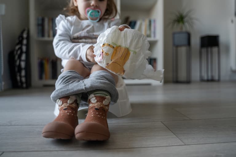 Doctor explains why you shouldn’t rush potty training Doctor explains why you shouldn’t rush potty training
