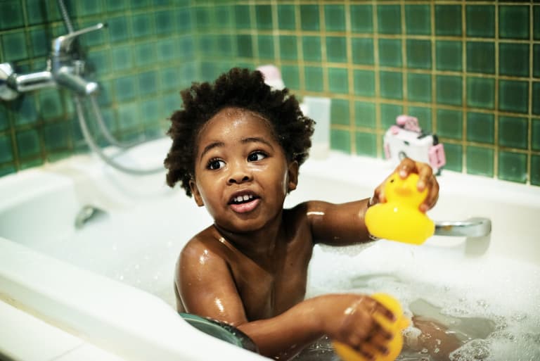Expert advises parents on how often to clean children’s bath toys Expert advises parents on how often to clean children’s bath toys