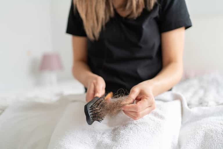A doctor’s tips to help with that postpartum hair loss struggle A doctor’s tips to help with that postpartum hair loss struggle