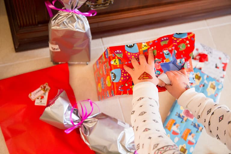 ‘I didn’t get my kids much for Christmas and I don’t feel bad at all – neither should you’ ‘I didn’t get my kids much for Christmas and I don’t feel bad at all – neither should you’