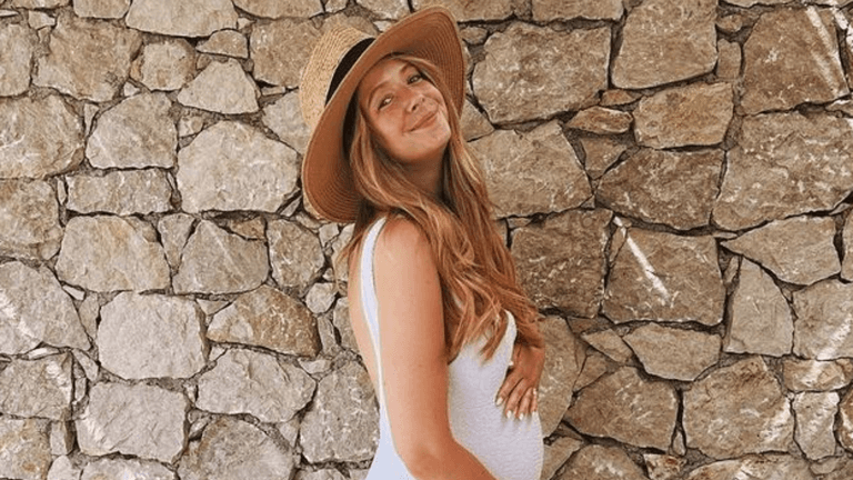 It’s a girl! Zoe Sugg and Alfie Deyes welcome baby #2 It’s a girl! Zoe Sugg and Alfie Deyes welcome baby #2