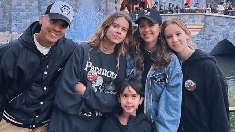 Jessica Alba shares how she and her daughter’s relationship improved after they started therapy Jessica Alba shares how she and her daughter’s relationship improved after they started therapy