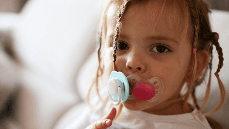 Parents praise new trend that helps toddlers give up their soothers Parents praise new trend that helps toddlers give up their soothers
