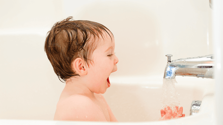 How to make bath time more enjoyable for your toddler How to make bath time more enjoyable for your toddler